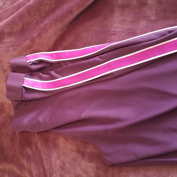 *NWT* K. Jordan Women's Striped Track Set - Picture 8 of 9